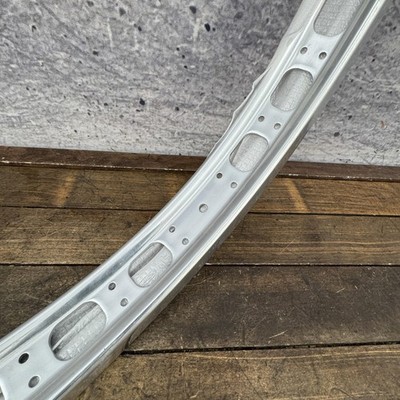 Surly Rabbit Hole 26in Rim 50-559 Silver 2.35in Alloy Disc MTB