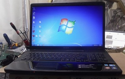 Sony Vaio VPCEC25FX 17.3'' 8gb ram intel i7. 2.67g, 1TB hard drive. dvd.office xp