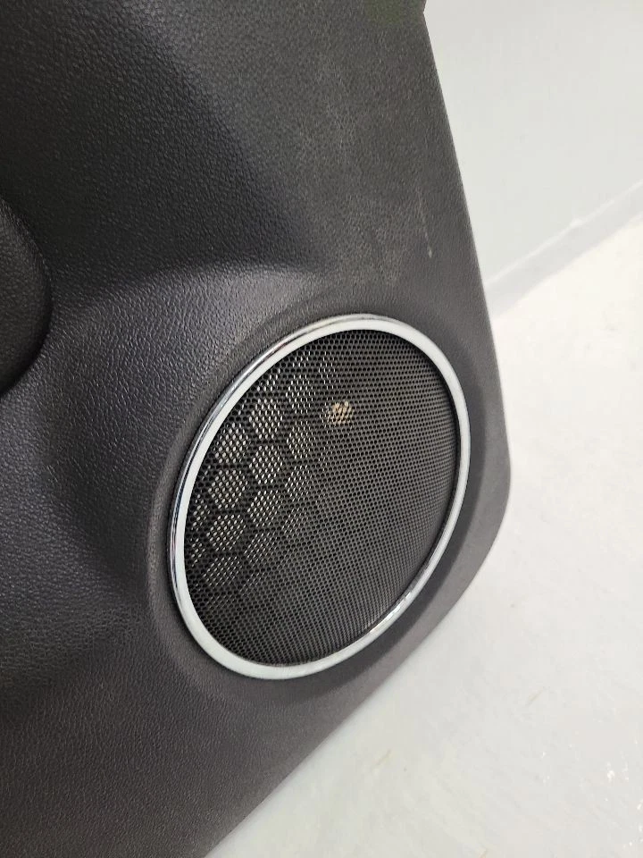 2014 CADILLAC ESCALADE   Door Trim Panel Rear  - Image 3 of 4