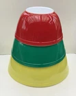 VTG Pyrex Primary Colors Mixing Bowls Set of 3 Yellow 404, Green 403, Red 402