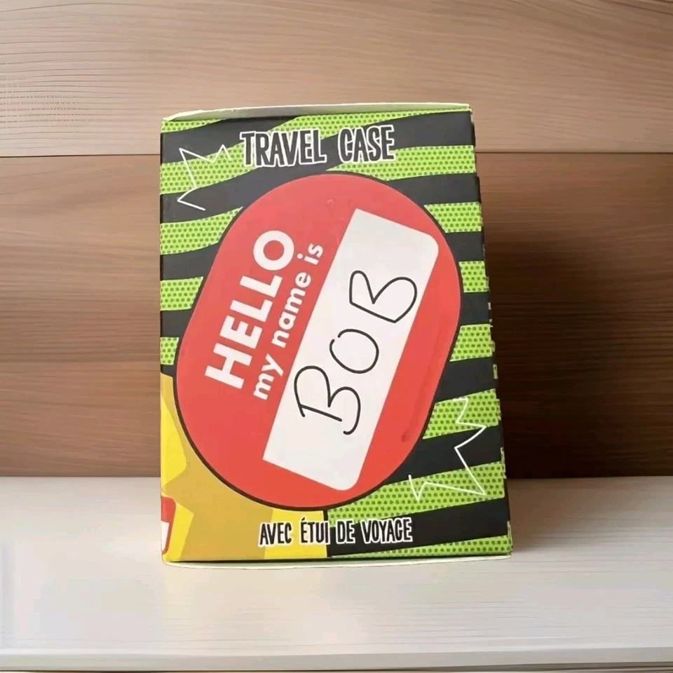 NYX BEETLEJUICE BEETLEJUICE ENCOGEDOR ESPONJA DE MAQUILLAJE Y ESTUCHE DE VIAJE BOB Foto 4 de 4