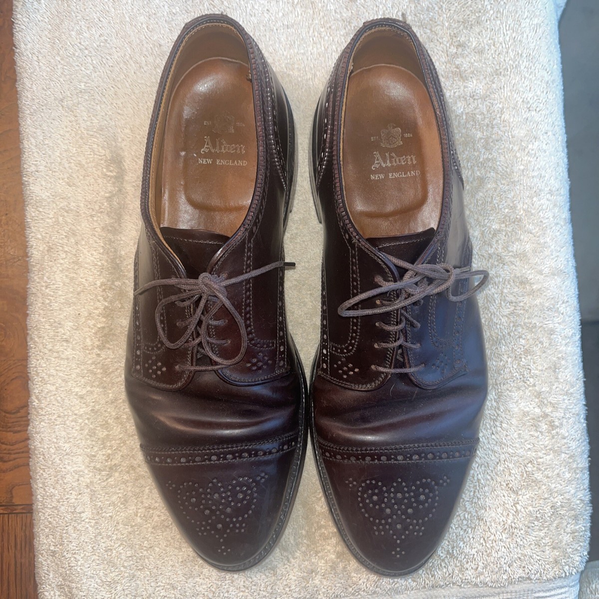 Alden CORDOVAN shell 2145 Blucher cap toe brogue Size 9 US B  display picture 3