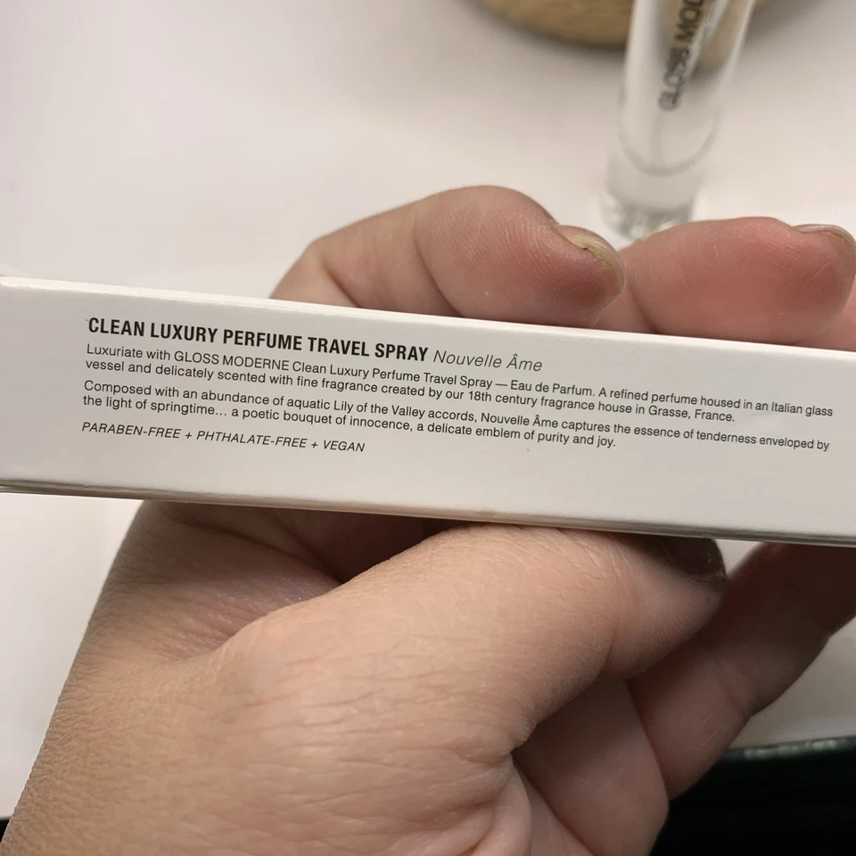 Spray de viaje Gloss Moderne Nouvelle Ame 0,34 oz/10 ml EDP ••NUEVO EN CAJA••🎁 Foto 4 de 4