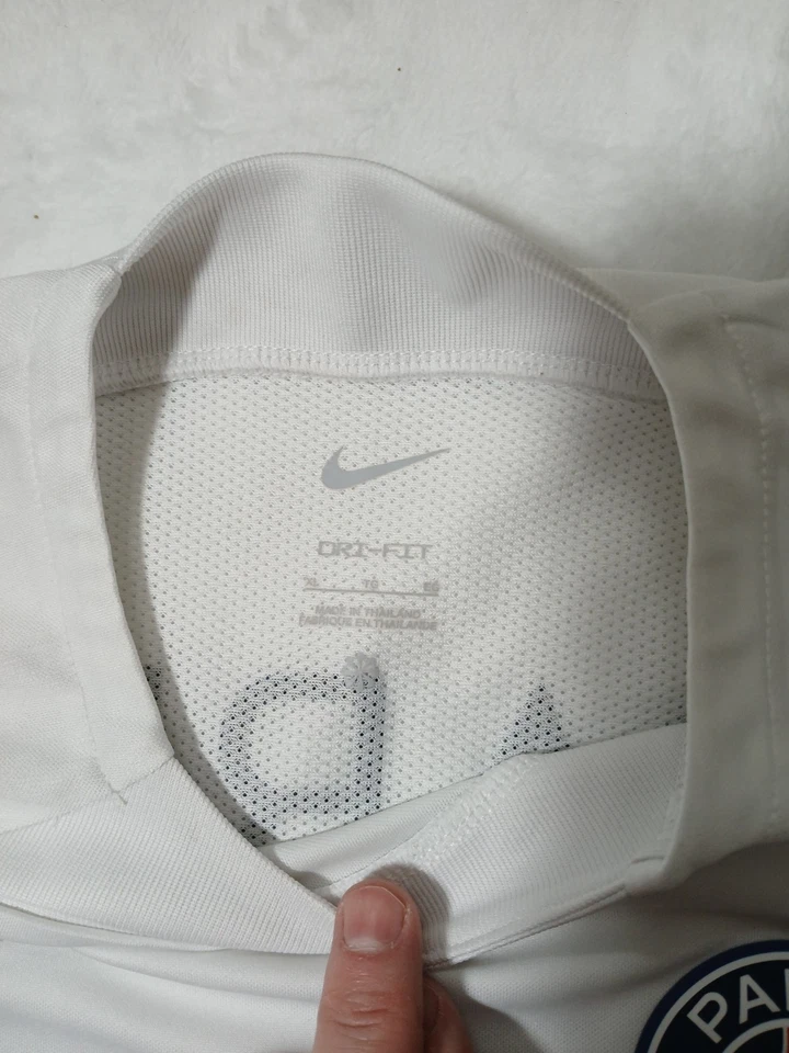 Nike Paris Saint-Germain PSG Soccer Jersey Qatar Airways White Youth XL - Image 4 of 4