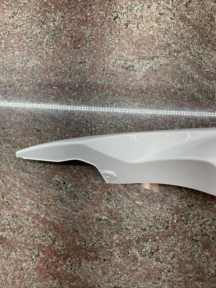 [NEW] 2011-2025 Suzuki GSX-R600 GSX-R750 Rear Right Tail Fairing Cover A.Market - Image 2 of 4