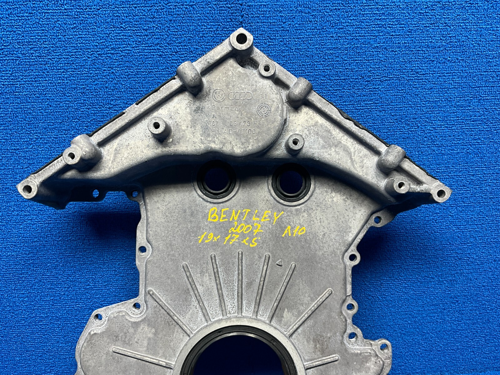 2006-2010 BENTLEY CONTINENTAL GTC 6.0L ENGINE REAR CENTER LOWER CRANK COVER OEM