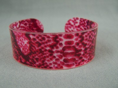 Red Snake Skin Pattern Bangle Bracelet s-l400.jpg main image 3