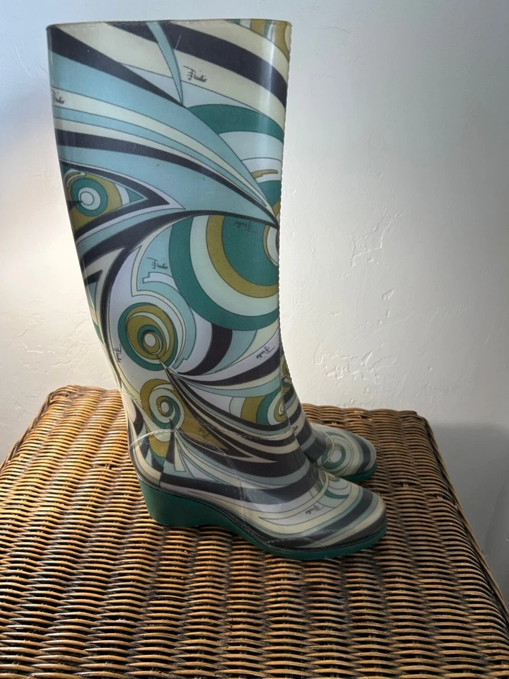 Emilio Pucci Designer Green Print Rubber Rain Boots 37 7 Women’s Italy - Image 2 of 4