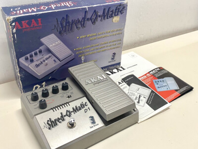 AKAI Shred-O-Matic Guitar Distortion Effect Pedal - Tube Driven