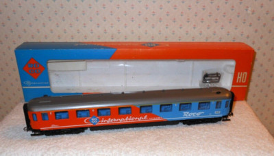 NICE!! Ho ~~ ROCO International 5184 18-40 102-3 Passenger Car 4218B