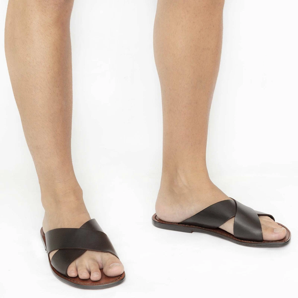 Aggregate 155+ mens designer leather slippers best esthdonghoadian