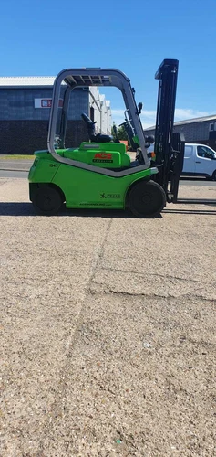 AH1592 Cesab MAK450 4500kg Electric Forklift Buy-£18995 HP-£97.90 Hire-£119.99pw