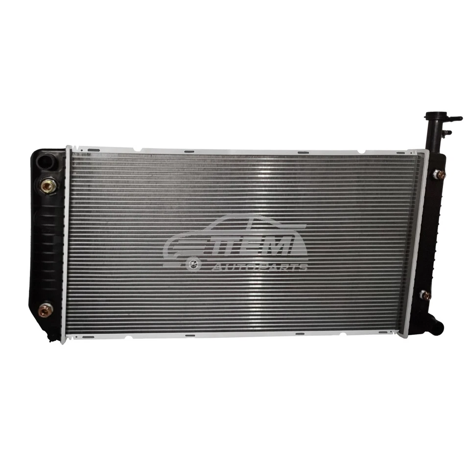 2791 Radiator For 2004-2018 Chevrolet Express/GMC Savana 2500 3500 4500 4.8 6.0L Foto 4 de 4