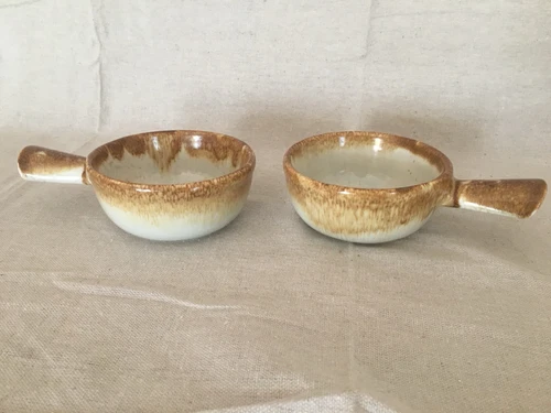 Set of Two Vintage McCoy 7050 Soup/Chili Bowls with Handles