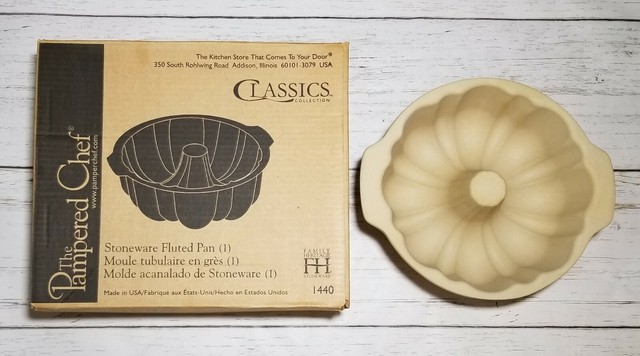 Pampered Chef Family Heritage Stoneware Fluted Bundt Cake Pan #1440 for sale online | eBay