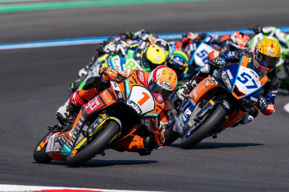 Gas EC 200 HOBBY 2007-2008 Moto Masters Supermoto Front Racing Flame B Foto 4 de 4