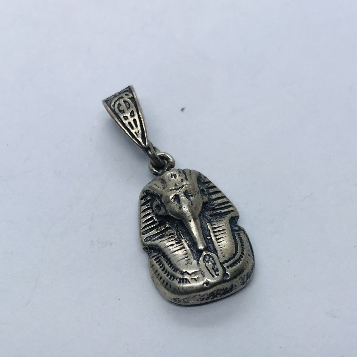 2.1g 925 STERLING SILVER EGYPTIAN SPHINX PENDANT VINTAGE ARTISAN