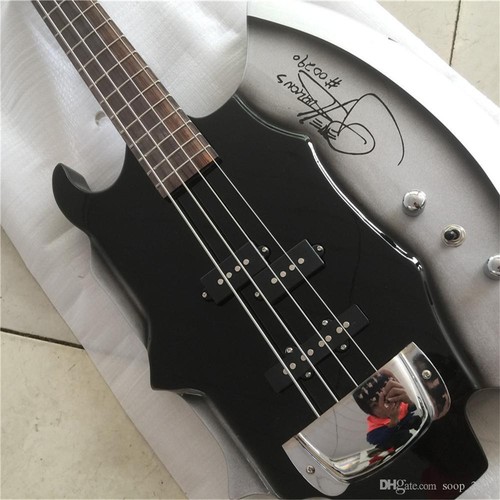 Custom Rare 4 Strings Gene Simmons GS-AXE-2 Bass Signature Electric Guitar - Picture 2 of 6