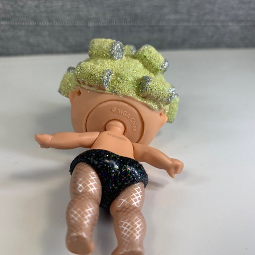 LOL Surprise Lights Glitter Doll Blonde Curls Mini Figure - Picture 11 of 12