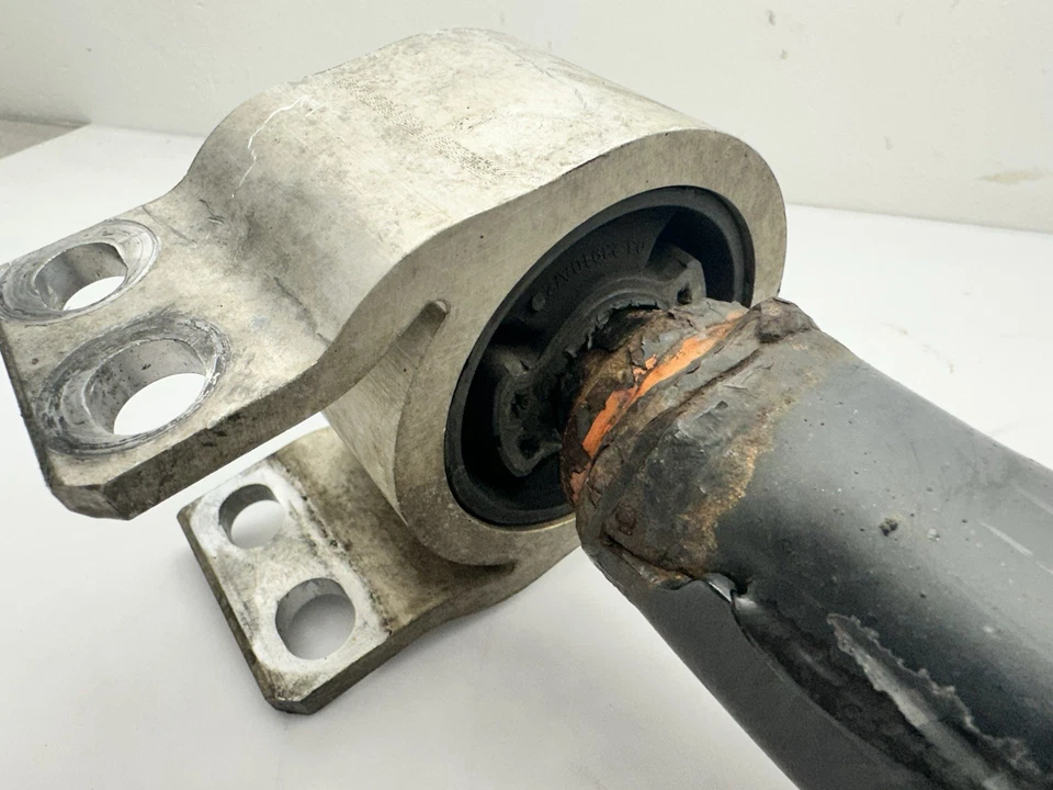 Brazo de control izquierdo del lado del conductor Chevrolet Equinox 2018-2024 negro OEM 11810 Foto 4 de 4