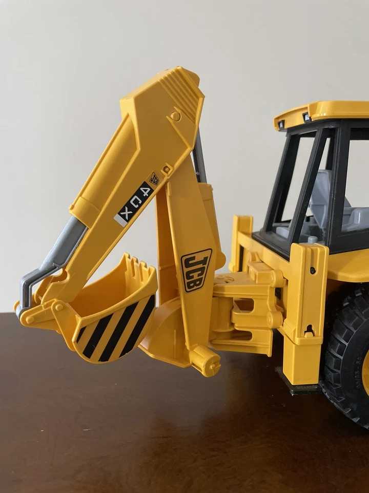 Bruder JCB 4CX Front End Loader Backhoe 02428 Plastic Toy Made in Germany - Image 3 of 4