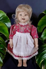 Schöne Porzellanpuppe für Sammler