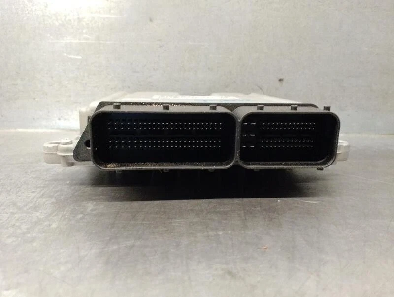 31303388 centralina motore per VOLVO S60 II (134) D3 2010 5360268 - Immagine 3 di 3