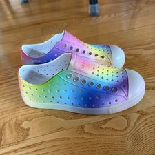 Native Jefferson Slip On Sneakers Shoes Sugarlite Rainbow Ombre Kids Girl Sz C10