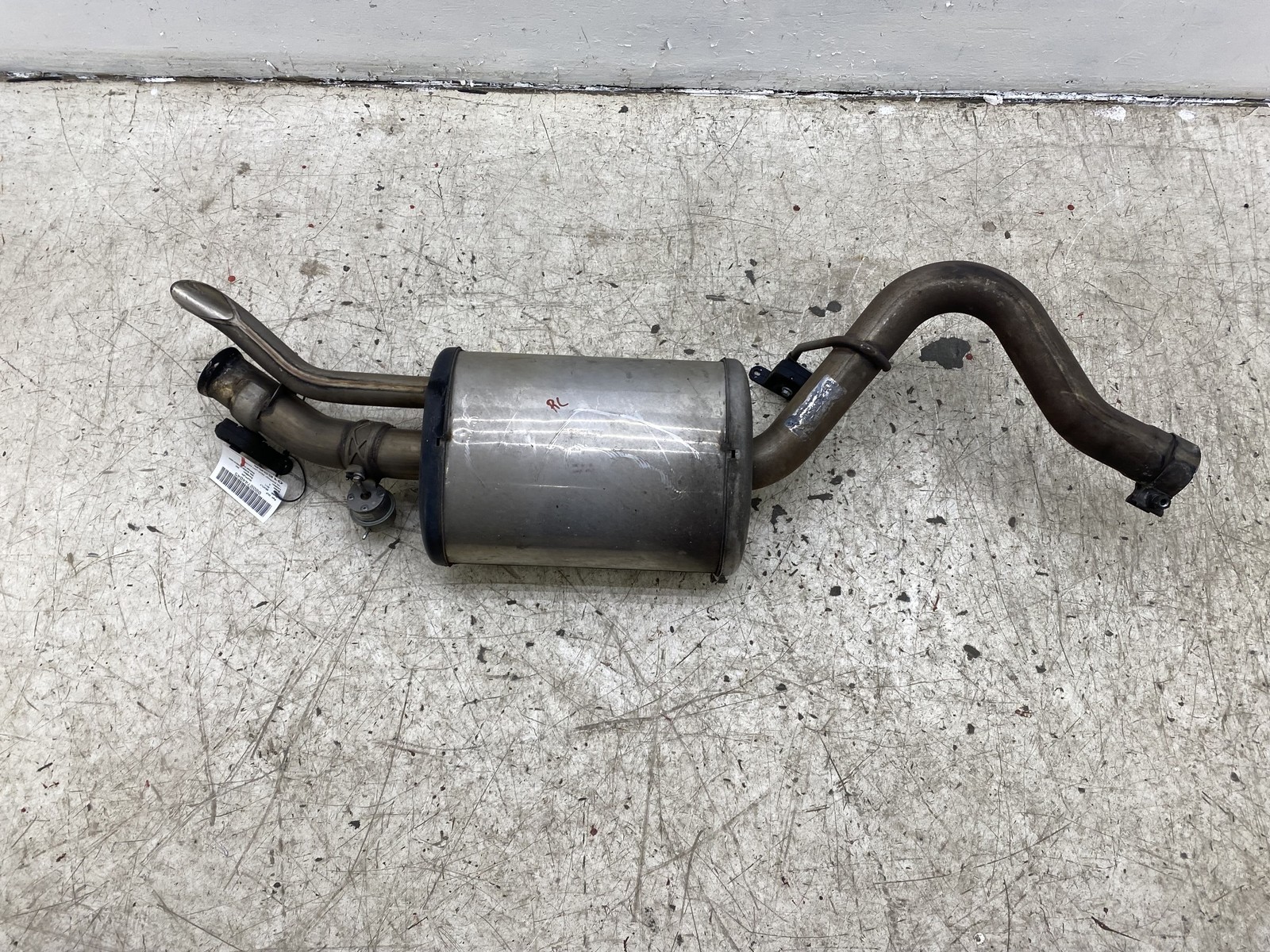 2010-2020 BENTLEY MULSANNE OEM REAR LEFT EXHAUST MUFFLER SILENCER PIPE TUBE