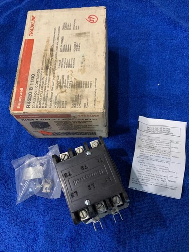 New Honeywell R4220B 1100 3-Pole Contactor 50A 208/240 V Coil