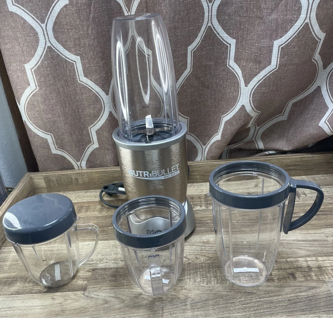 Champagne Nutribullet Pro 900 Series Magic Bullet Blender Nb-201 w/Accessories