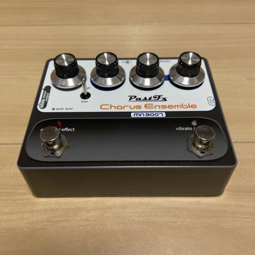 PastFx Chorus Ensemble MN3007 Gitarren-Effekt-Pedal Boss CE-1 Nachbau