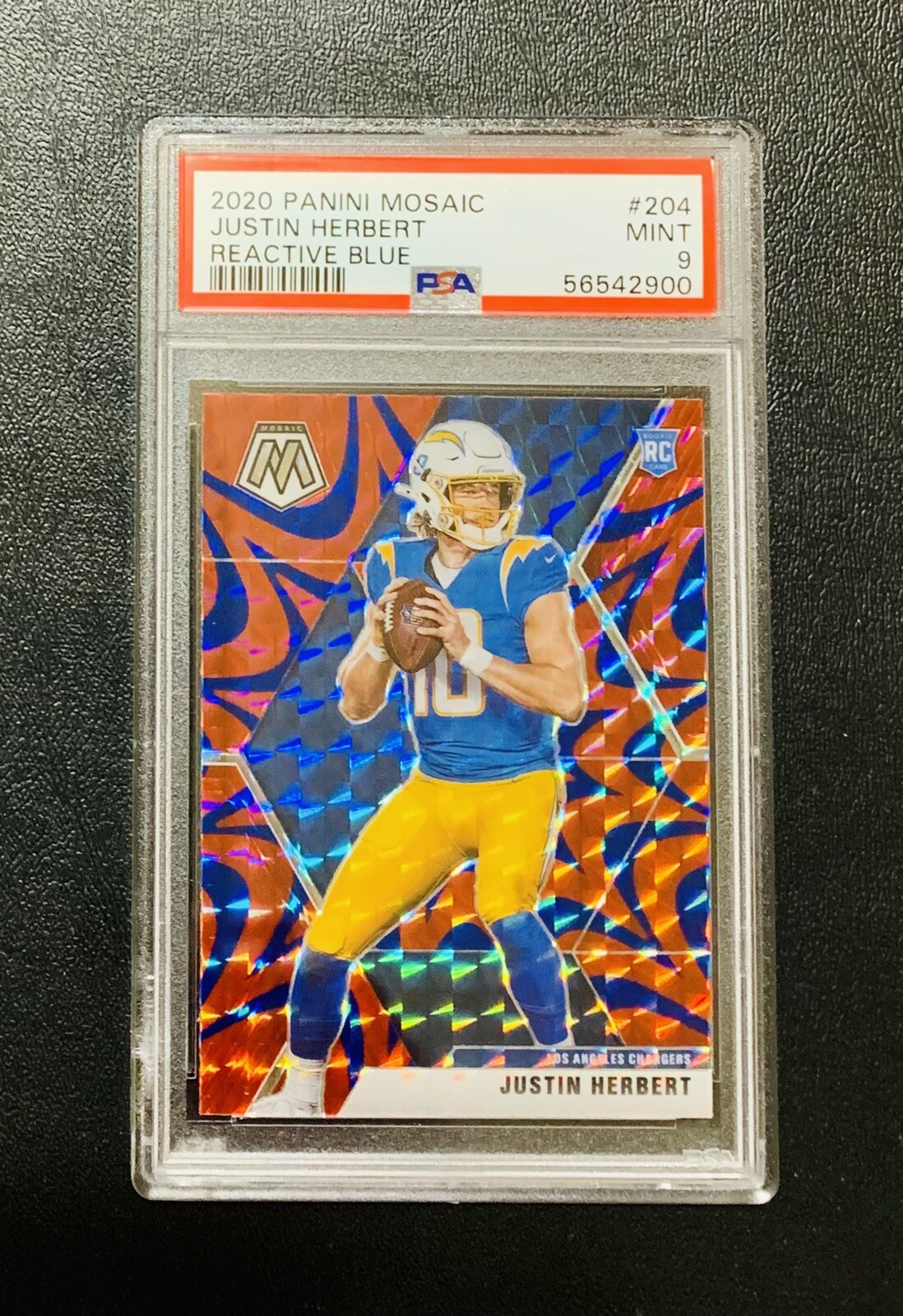 2020 Panini Mosaic JUSTIN HERBERT Reactive Blue Prizm RC PSA 9 Chargers #204
