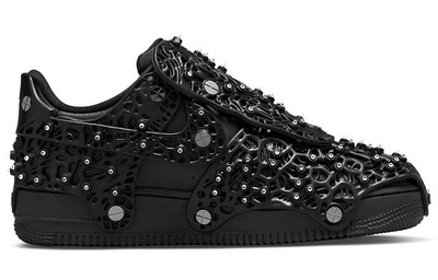 nike x swarovski