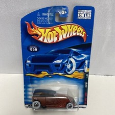 Hot Wheels 2000 Rat Rods Series Phaeton Red W Black Flames Roof Cars Toy Cars