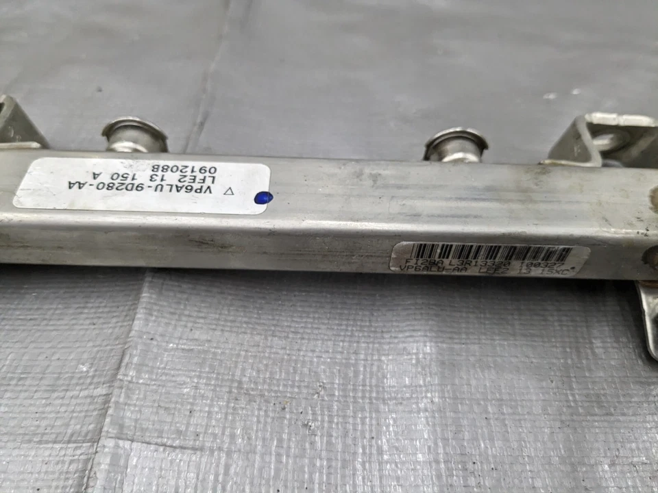 Mazda Mx-5 2006-2015 riel de combustible LFE3-13-150 06-15 Foto 3 de 4