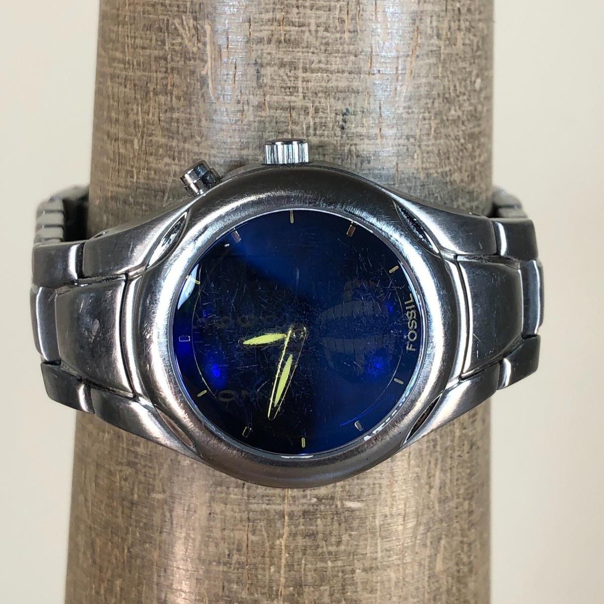 Fossil Women JR-8624 Big Tic Blue Dial Matrix 32mm Quartz Fossil Women JR-8624 Big Tic Blue Dial Matrix 32mm Quartz