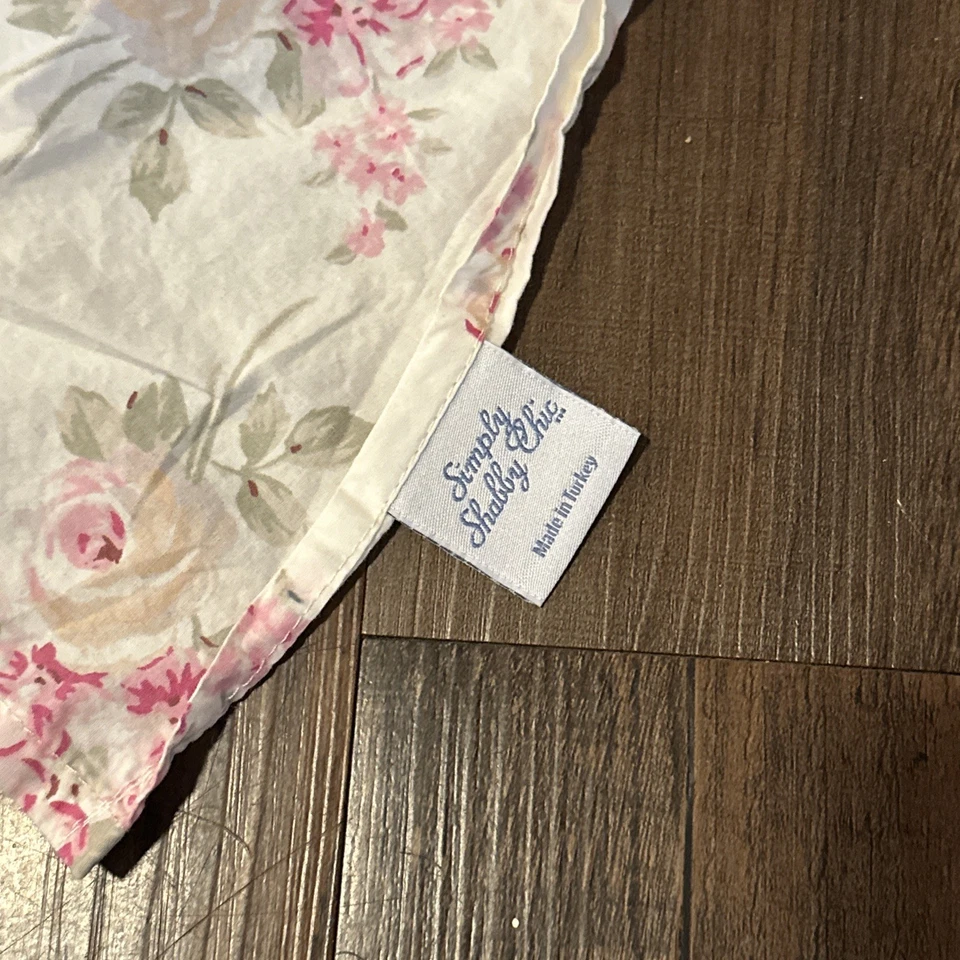 Cortina de ducha de tela Simply Shabby Chic Rachel Ashwell rosa floral Foto 3 de 4