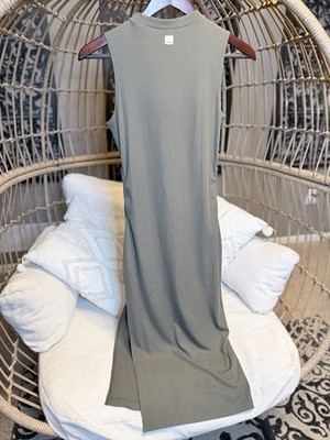 Vuori Pose Modern Dress Laurel Green Ribbed Sleeveless Mock Neck Midi Dress Sz S