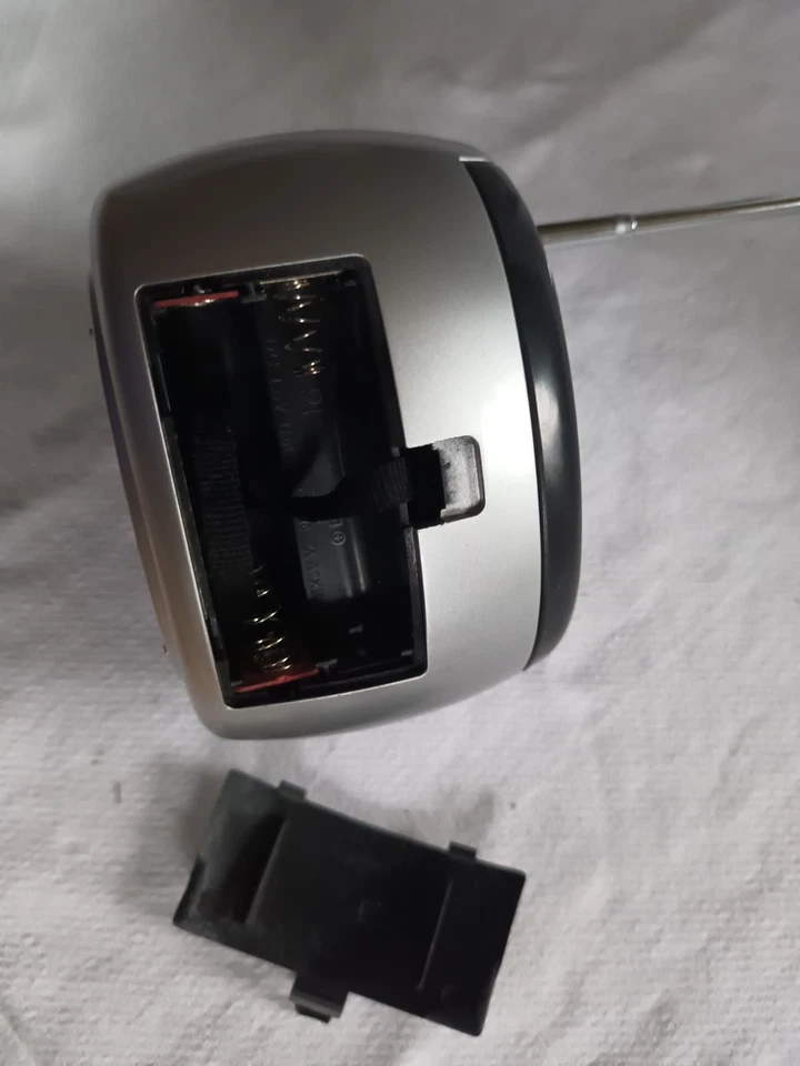 kleines Mini/Küchen/Reise/Kur-RADIO nur Batterien + Kopfhörerbuchse - Bild 4 von 4