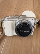 OLYMPUS PEN E PL8 body mirrorless camera with telephoto lens set