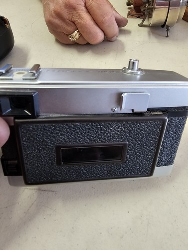 Minolta Autopak 700 Camera 35mm film rokkor lens w Leather Case - Picture 4 of 5