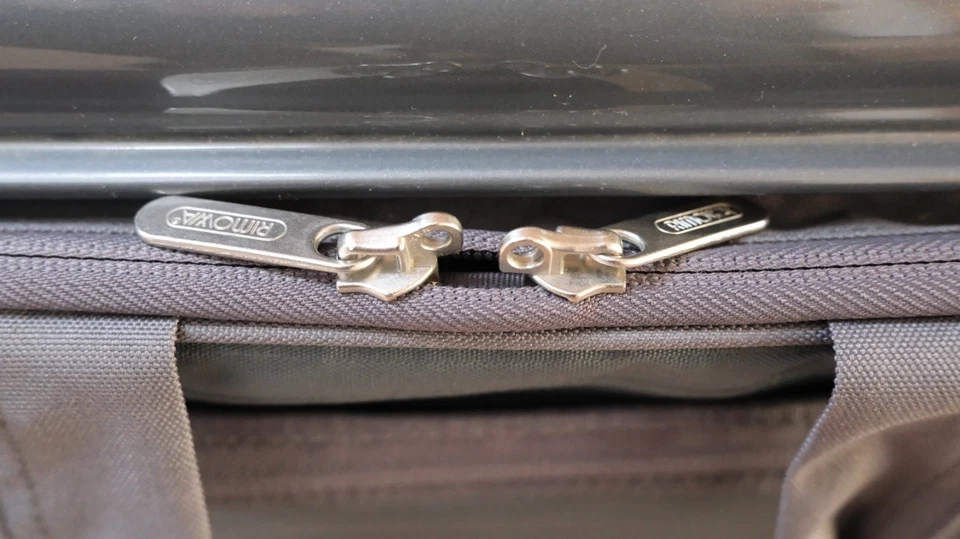 Rimowa Salsa Deluxe Hybrid (wie Bolero) Notebook Tasche 11L grau Top Zustand - Bild 3 von 4