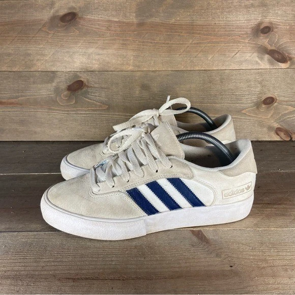 Adidas skate shop super sneaker