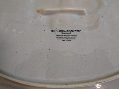 St Nicholas Square 18" Serving Platter - Picture 12 of 12