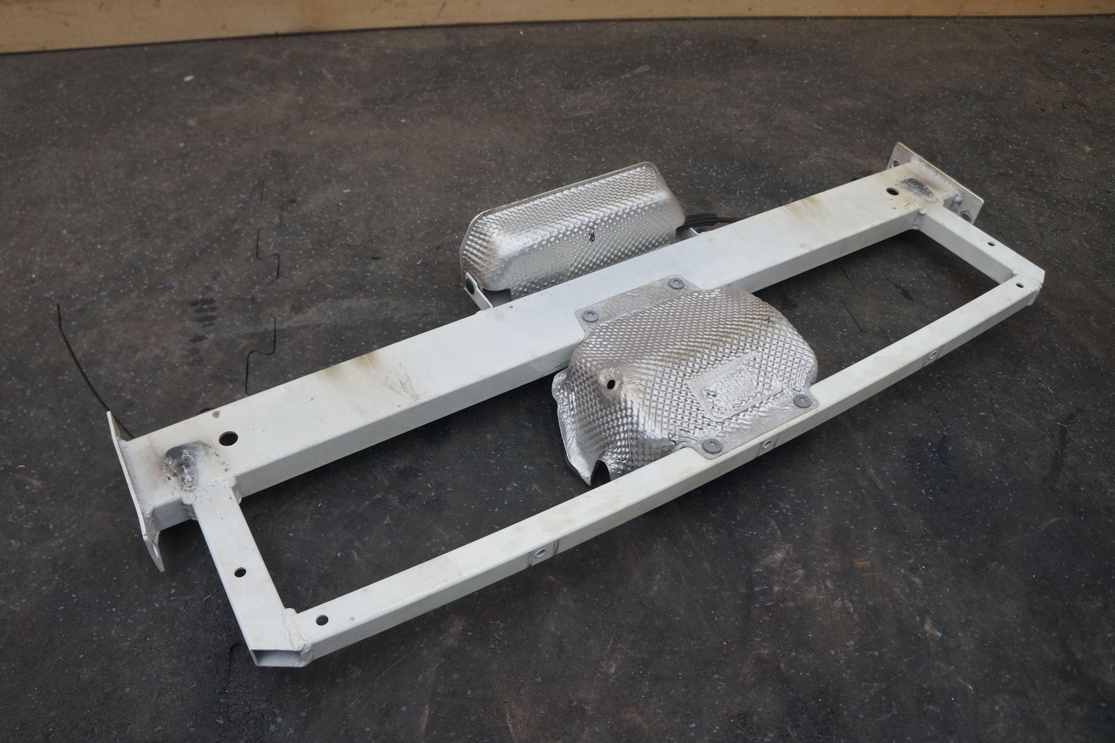 Rear Engine Compartment Crossmember Lid Latch 4E0823509 OEM Audi R8 2012