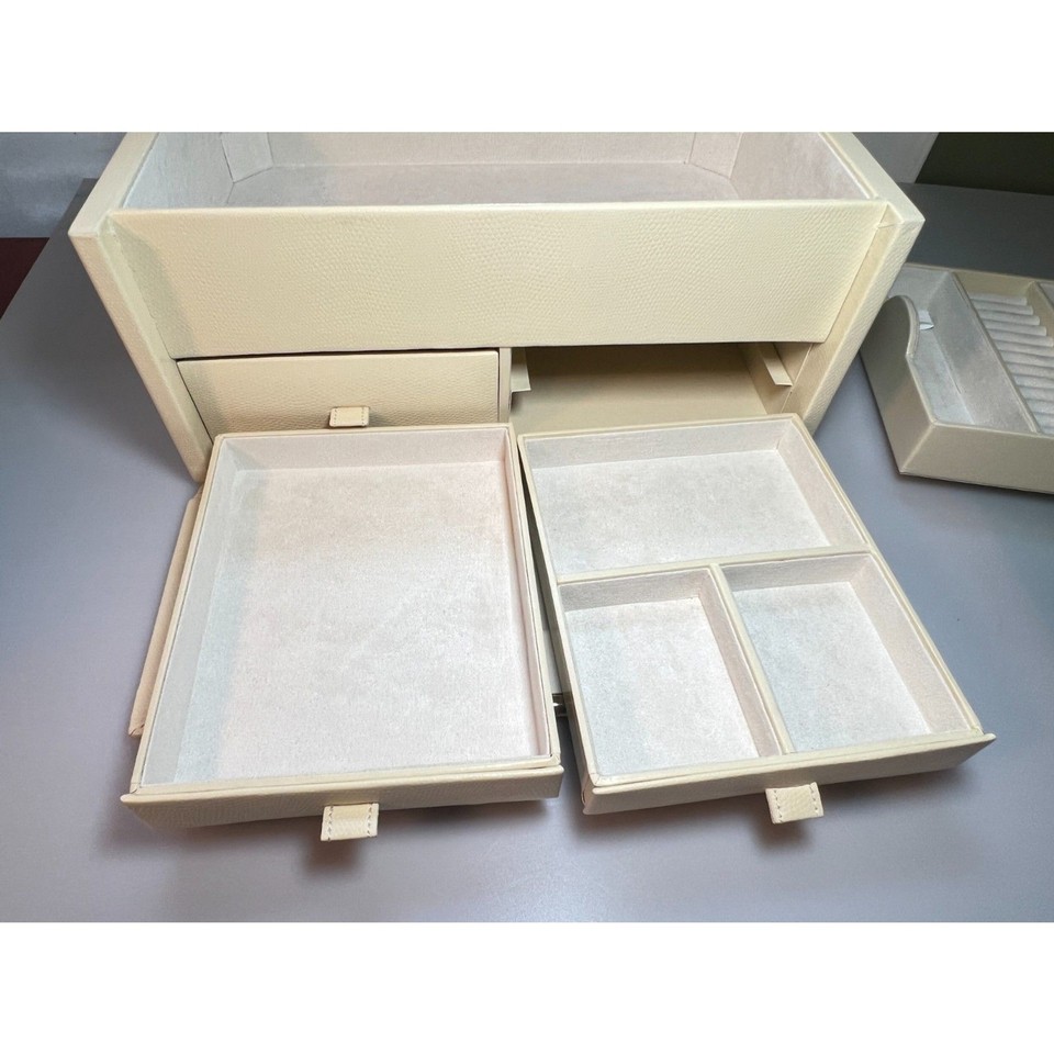 Wolf for Pottery Barn McKenna large Ivory Leather Jewelry Box No key eBay