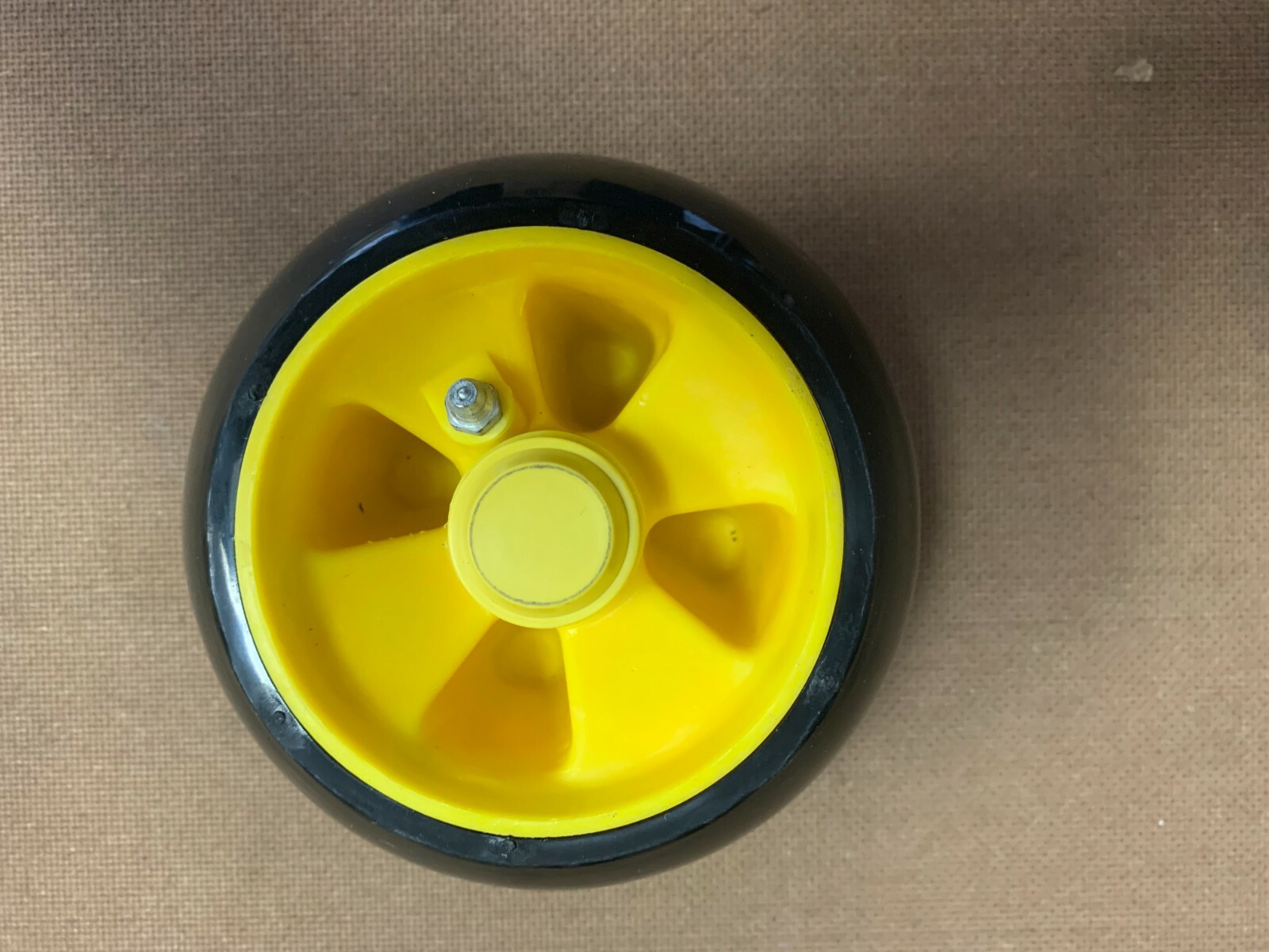 4 Antiscalp gauge wheel/cap for AM115488 John Deere 325,425.445.455 48