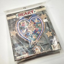 1995 Dimensions 62058 From the Heart Applique Wall Hanging Embroidery Kit