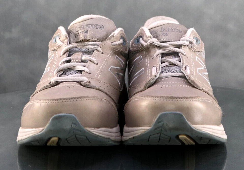 New Balance 928v3 Women's Comfort Walking Shoes Size 8 D Leather Beige - Image 3 of 4